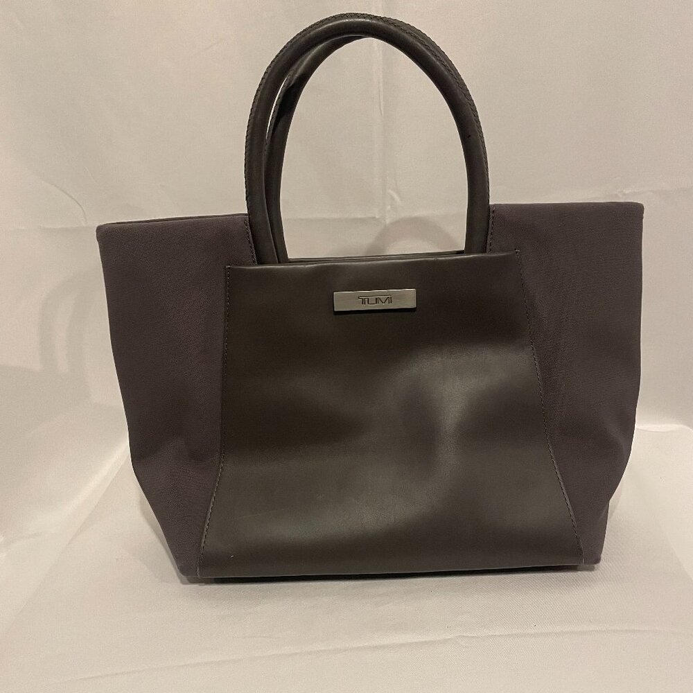 Vintage Tumi Gray Nylon & Leather Zipper Top Purse with Interior Pockets